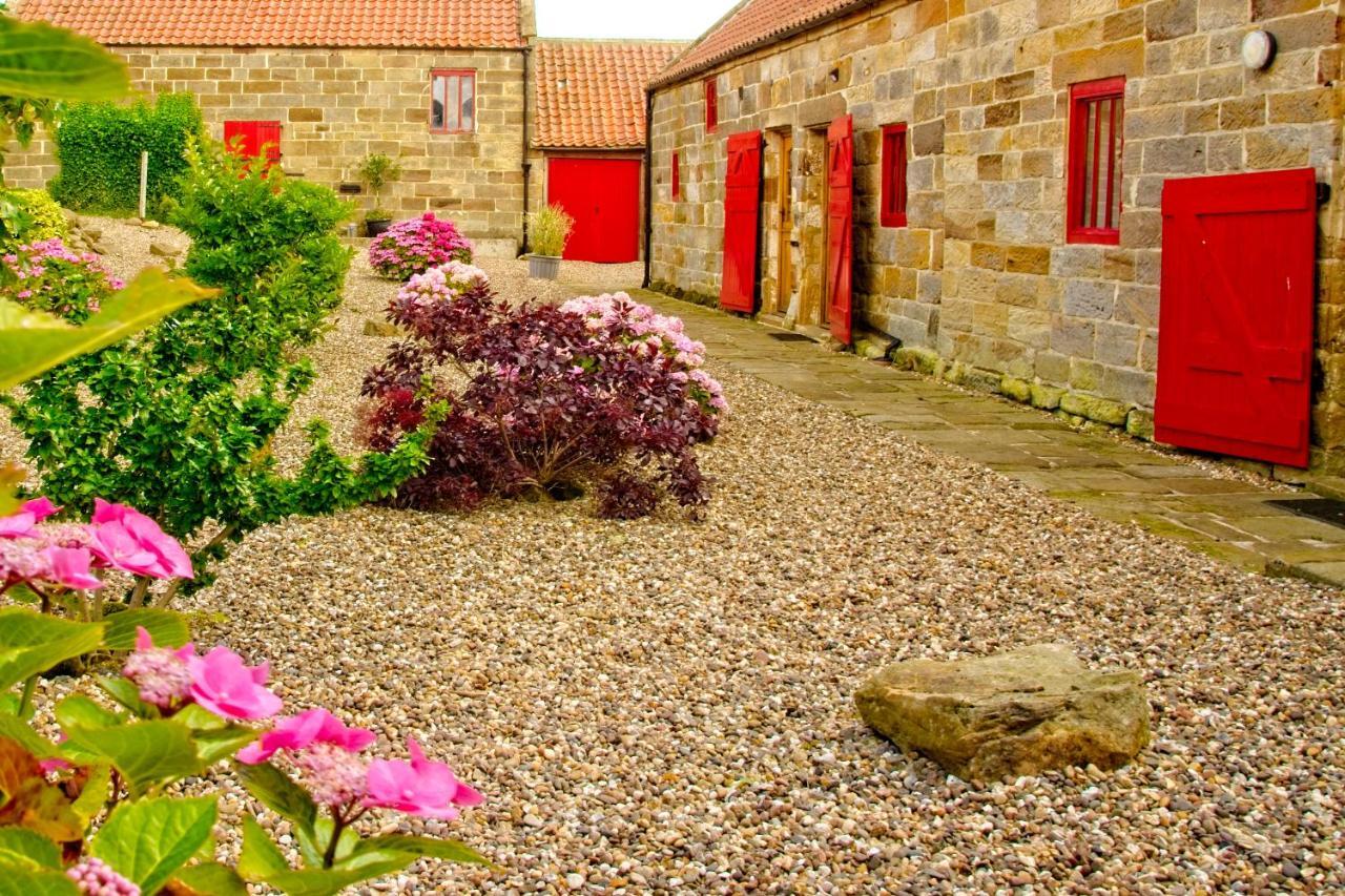 Sebright Cottage, Borrowby Farm Cottages ステイス エクステリア 写真