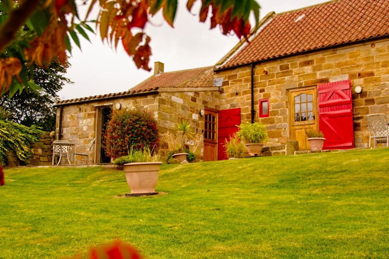 Sebright Cottage, Borrowby Farm Cottages ステイス エクステリア 写真
